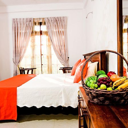 Heavens Door Guest Inn Kandy Buitenkant foto
