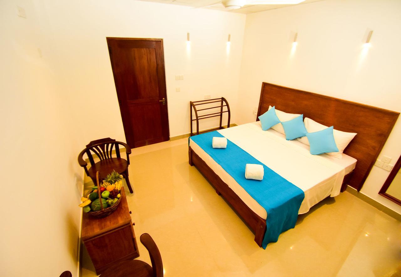 Heavens Door Guest Inn Kandy Buitenkant foto