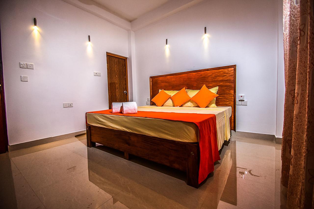 Heavens Door Guest Inn Kandy Buitenkant foto