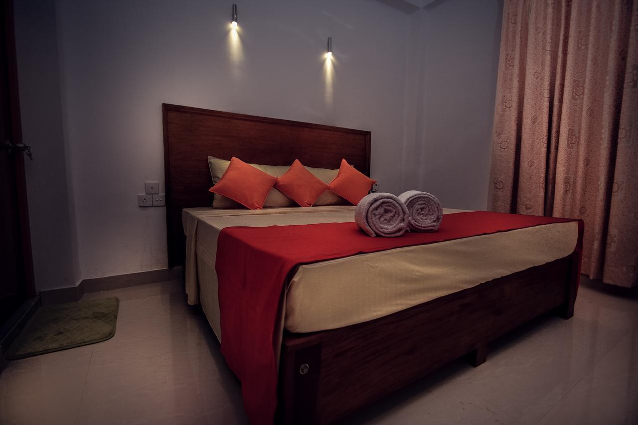 Heavens Door Guest Inn Kandy Buitenkant foto